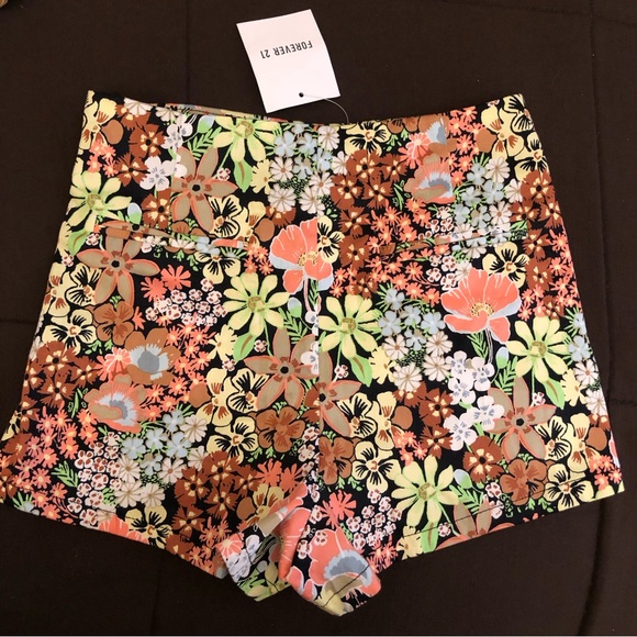 NWT Forever 21 Girl’s Floral Skort - Picture 4 of 7